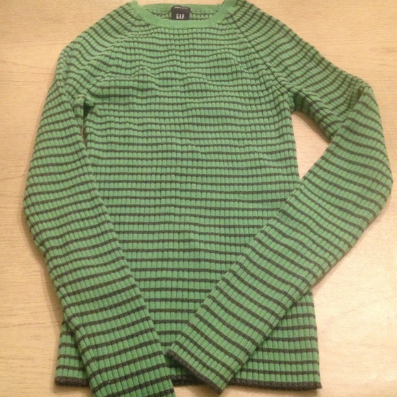 💢BUNDLED💢GAP stretch sweater