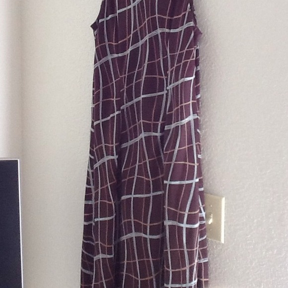 SALE! 👗AGB LONG DRESS - Picture 3 of 3