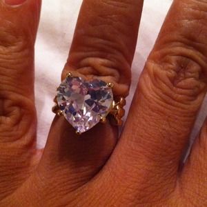 💎💍Gold plating Heart ring.  14.9ct💎💍
