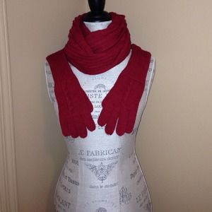 Scarf n glove set . NWOT