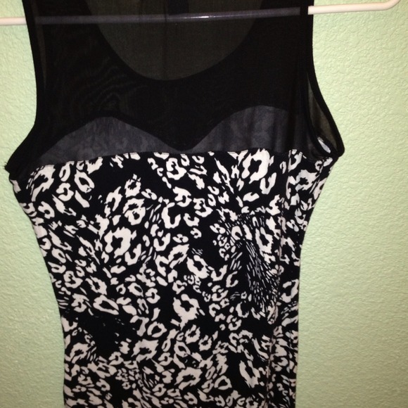 Dress - Picture 2 of 2