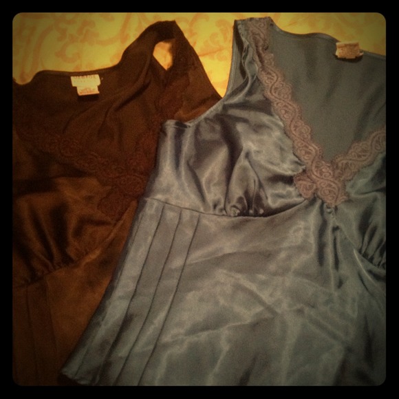 Sold 2 set of Camisole black/ teal blue