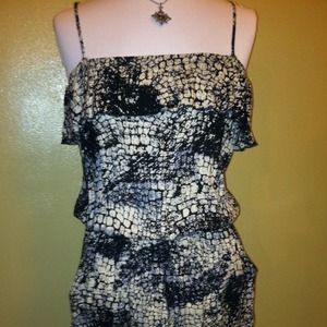 Ruffled Jumper with pockets