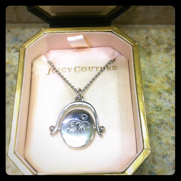 Juicy necklace