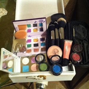 Other - 🚩Reduced🚩Bundle Make up Other - 🚩Reduced🚩Bundle Make up