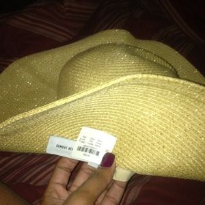 Straw hat by jcrew never worn b4 with hold sparkle