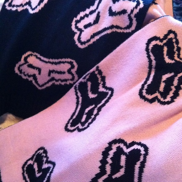 ❌BUNDLED❌Fox Racing scarf - Picture 2 of 3