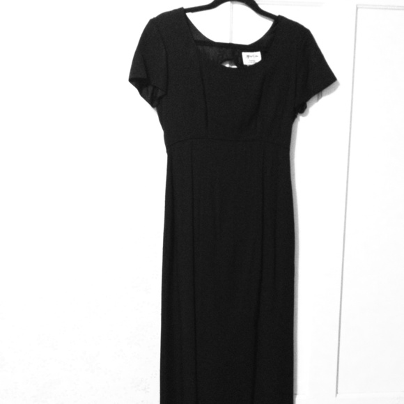 Black bridal attendant gown.