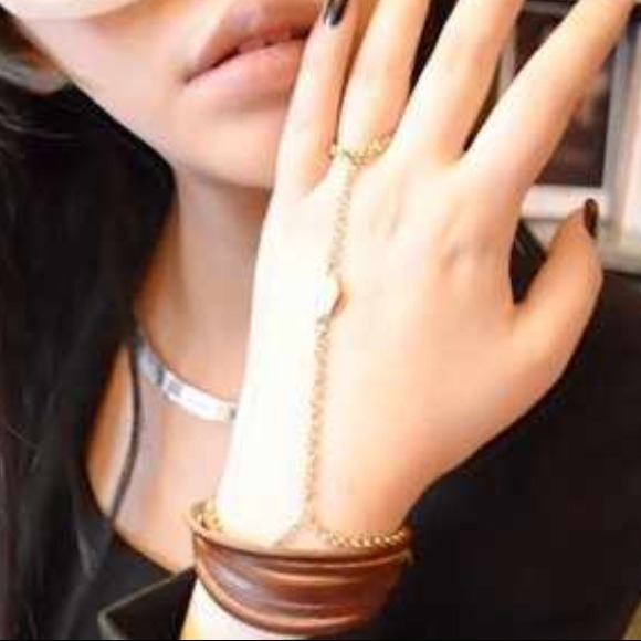 Bracelet