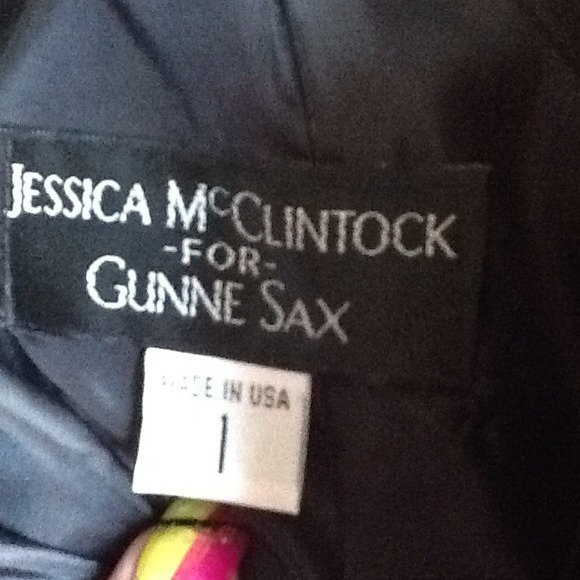 Purple dress - Picture 2 of 2