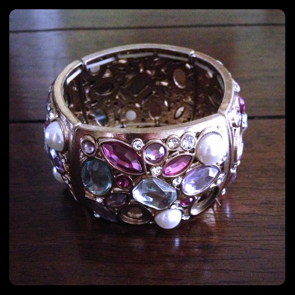 Vintage styled bangle braclet - Picture 1 of 3