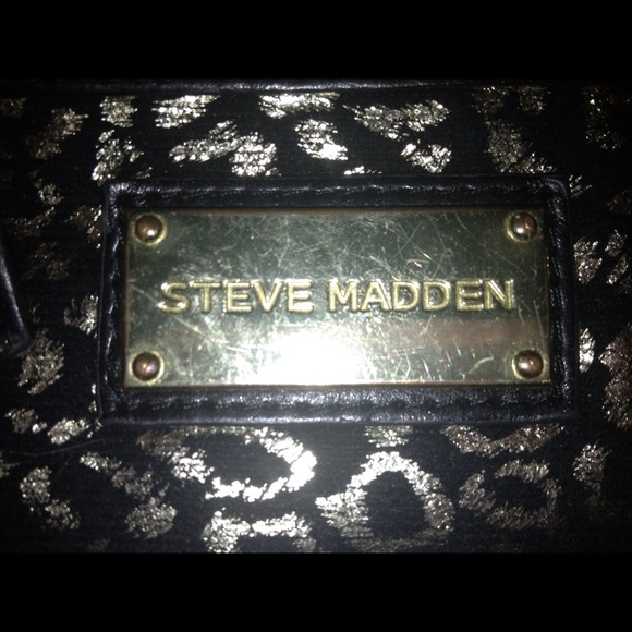 Steve Madden Cheetah Wrist Wallet/clutch