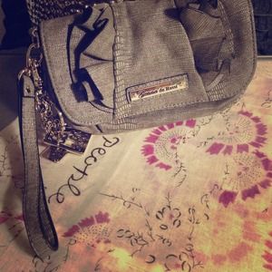 Genna de Rossi clutch