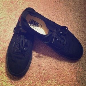 Black Classic Vans