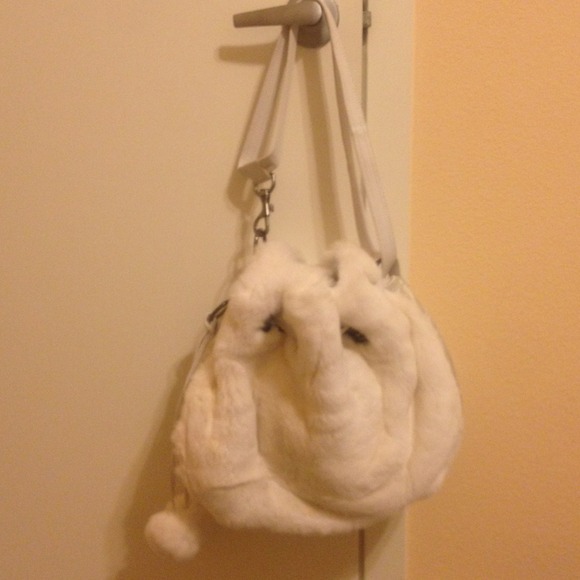 HOLD Dior Limited Edition Bag - Picture 3 of 4