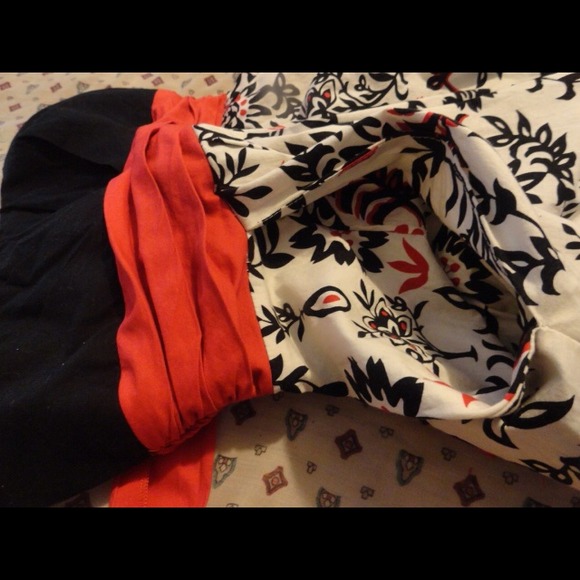 Dress - Picture 4 of 4