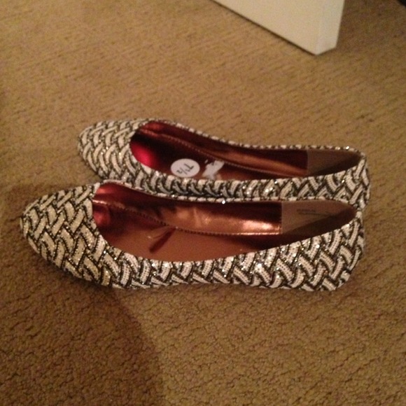 Gorgeous glitter flats!