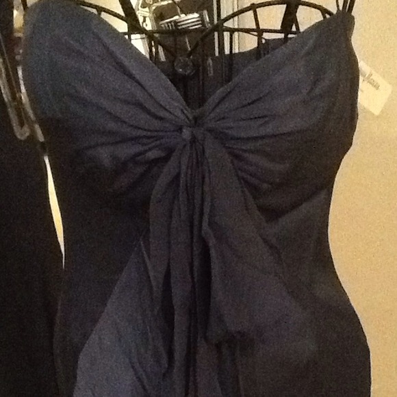 Pretty Blue Silk Gown - Picture 2 of 4