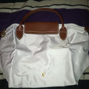 Small white longchamp tote