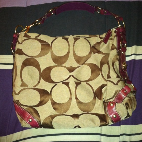 Coach berry tote
