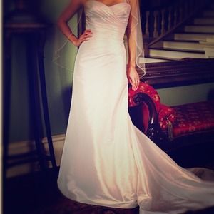 Beautiful 2be bridal gown