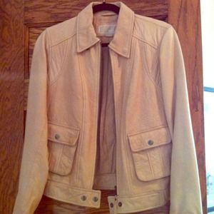 Authentic Michael Kors leather reserved for liz808