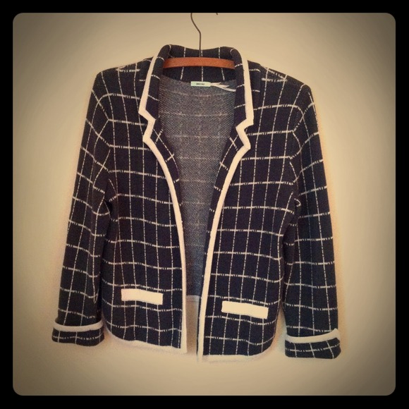 ❌SOLD❌Urban Outfitters Uptown Knit Blazer