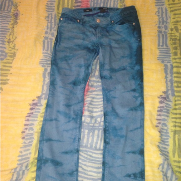Blue skinny  leg jeans never been worn