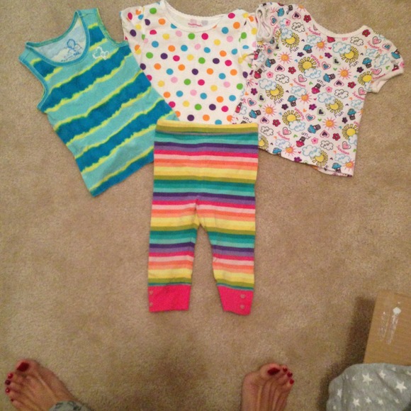 ⚠Bundle⚠Toddler shirts and leggings