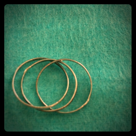 Three silver rings in one