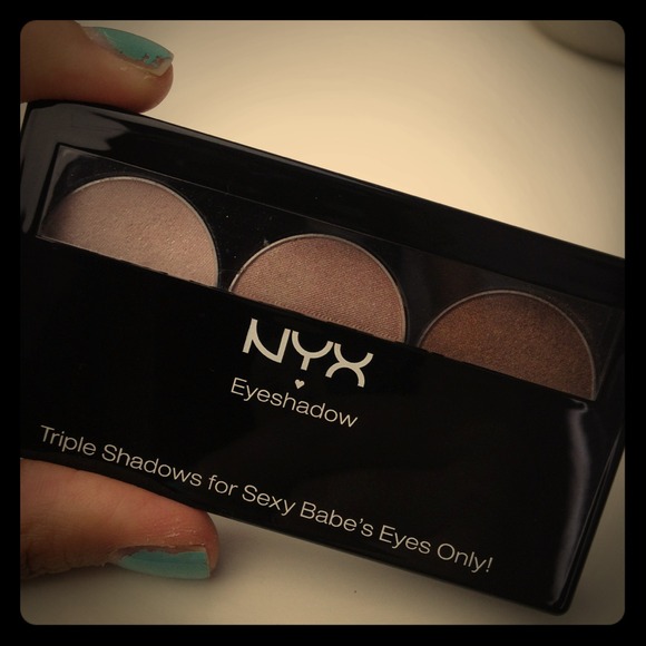🚫SOLD🚫NYX eyeshadow trio