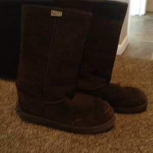 Brown Bearpaw "Uggs"