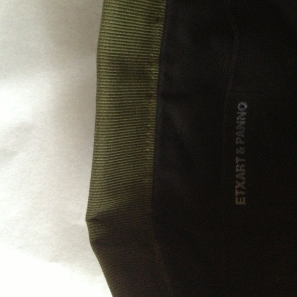 Military green Handbag by designer Etxart &Panno - Picture 3 of 4