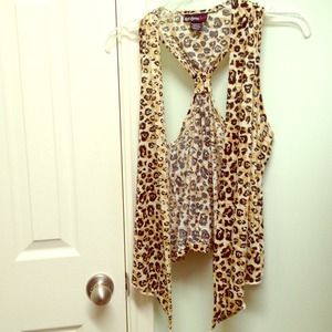 Leopard print vest, size medium