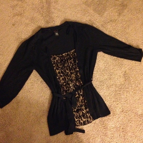 (SOLD) Torrid Sweater