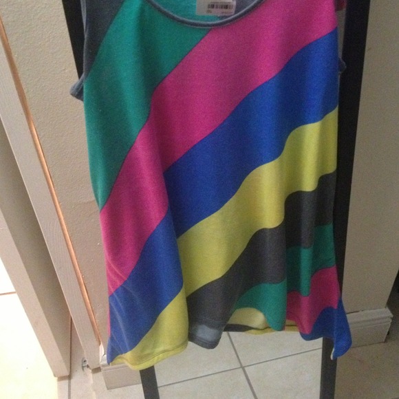 Shirt - Picture 2 of 2