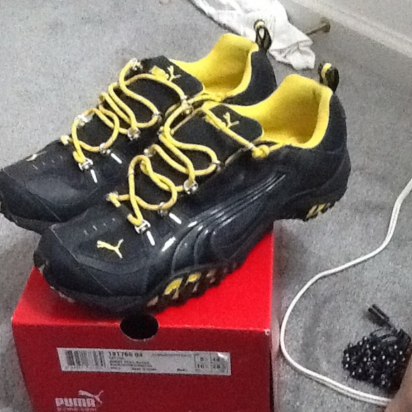 ✨Reduced✨Like new puma Darby trail racer sneakers