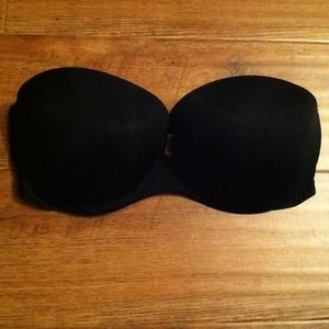 ❄HOLD❄ @krista_lynn VS Very sexy strapless push up