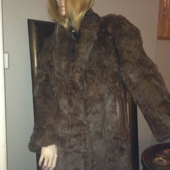 Long fox Fur coat by Niki make offer - Picture 3 of 4
