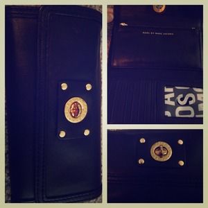 Marc Jacobs wallet
