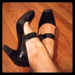 Genuine patent leather Franco Sarto Mary Janes