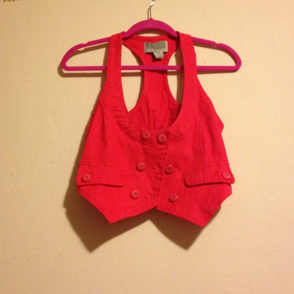 3 vests - Picture 2 of 3