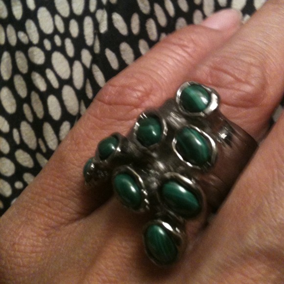 $ 💯 YSL Arty Green Dots Ring - lowest reduction!