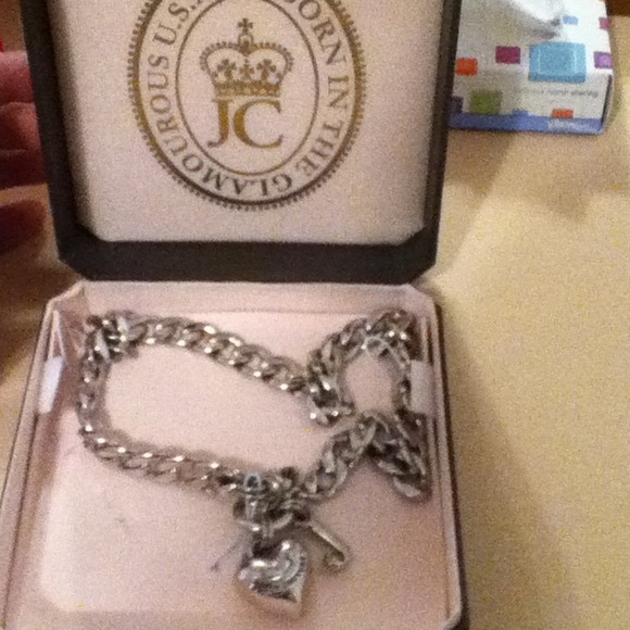 Juicy couture necklace