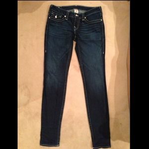 authentic True Religion straight leg jeans. sz 32.