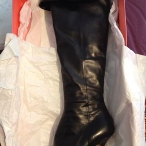 Beautiful all leather convertible boots. Soft!