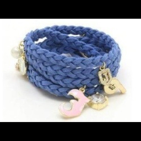 Jewelry - Sold💥Blue Wrap bracelet
