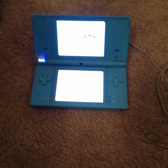 Nintendo DS i