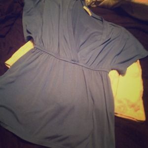 ✨Forever Blue top Medium