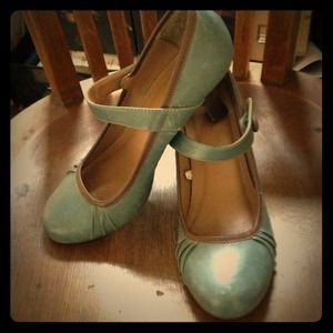 Vintage style Mary Janes.